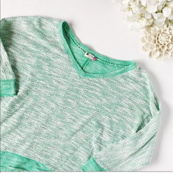 3/$20 Kut from the same Kloth Sweater - Picture 3 of 8